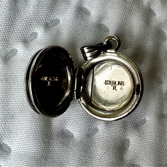 Clover locket sterling silver - Picture 3 of 5